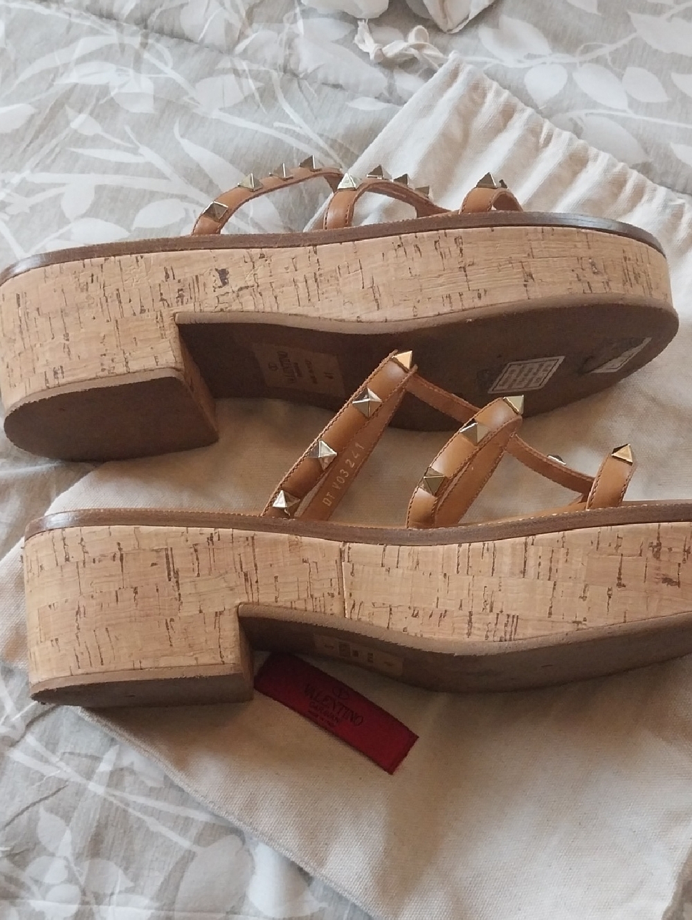 Valentino Garavani Tan Espradille Slides. Euc Size 41 - Picture 8 of 16
